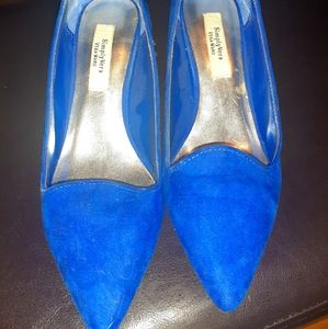 Vera wang pumps